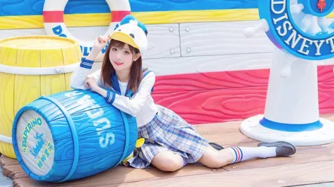 黄金凤冠展台私自更改